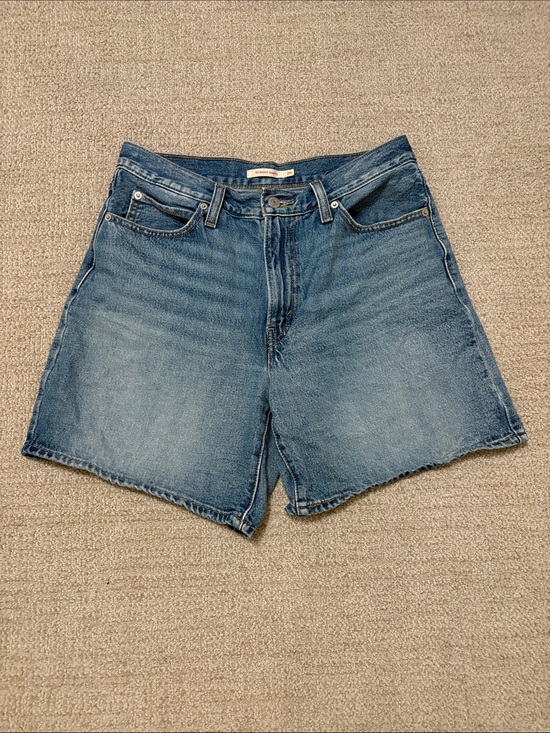 Levi's Pants - Levi’s 94 Baggy Shorts Medium Wash Waist 29